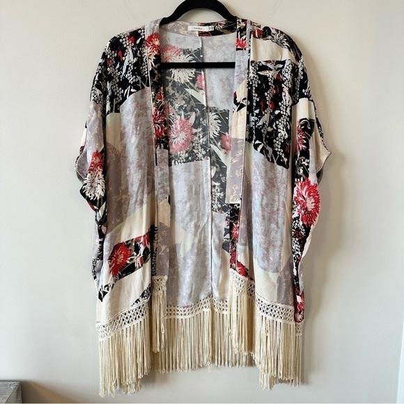 ARITZIA-TALULA Fawkner Patchwork Fringe Coastal Cowgirl Kimono (Size:XXS/XS) - Picture 4 of 10